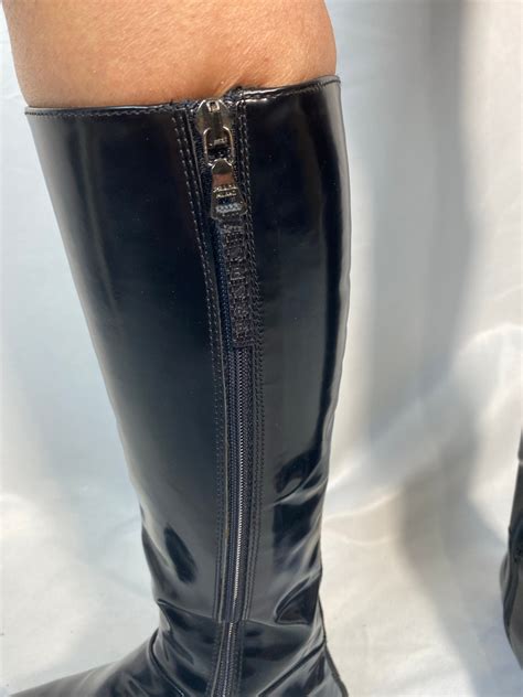 Prada luna rossa boots